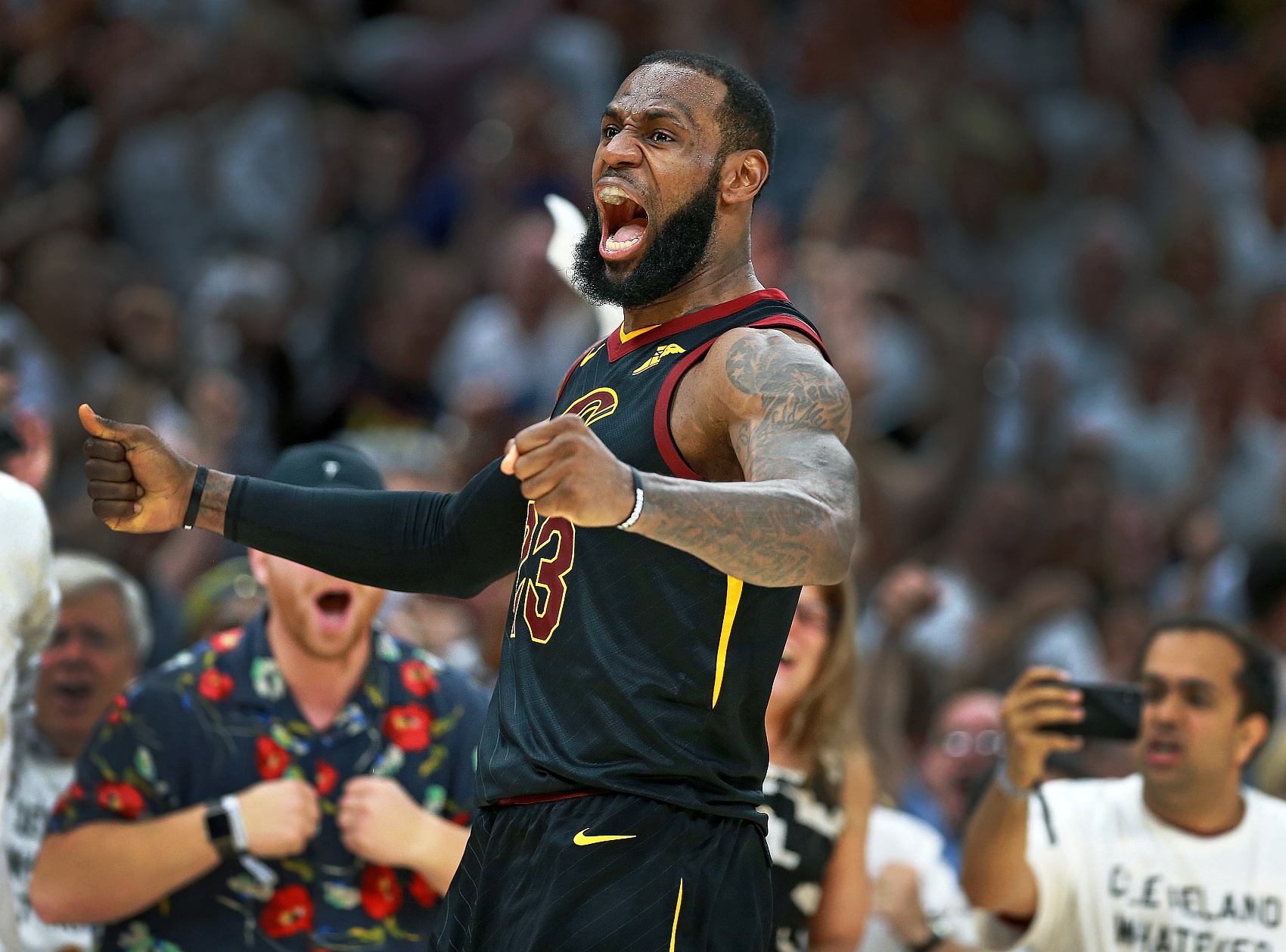 NBA高管预测骑士下赛季若冲冠失败将全力追求詹姆斯重返球队